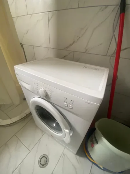 Tirane, shes Lavatrice Okazion! Shes lavatrice Beko = 4000 leke!