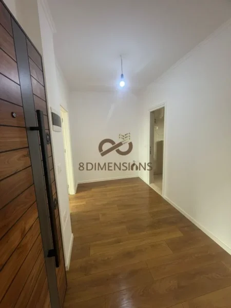 Tirane, shitet apartament 1+1 Kati 5, 54 m² 98.000 € (porcelan)  D8141Z-10