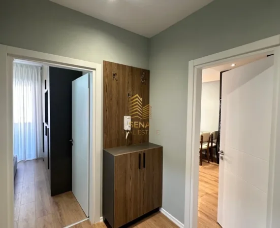 Tirane, jepet me qera apartament 1+1+Ballkon Kati 4, 70 m² 500 € (Astir)