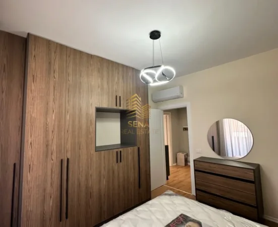 Tirane, jepet me qera apartament 1+1+Ballkon Kati 4, 70 m² 500 € (Astir)