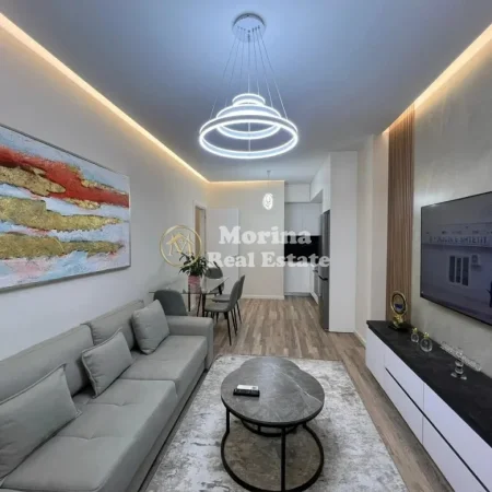 Tirane, jepet me qera apartament 1+1 Kati 5, 70 m² 900 € (Rruga e Kosovareve)
