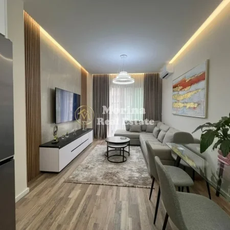 Tirane, jepet me qera apartament 1+1 Kati 5, 70 m² 900 € (Rruga e Kosovareve)