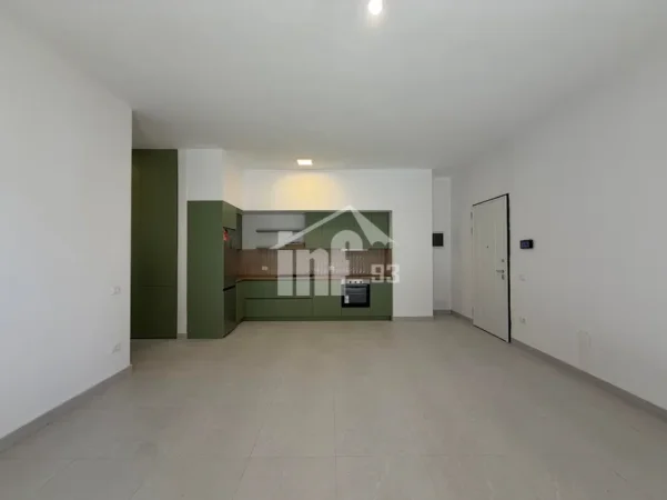 Tirane, jepet me qera apartament 2+1 Kati 1, 98 m² 700 € (TEK KOMPLEKSI “DELIJORGJI”)