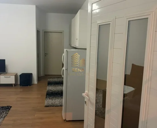 Tirane, jepet me qera apartament 1+1 Kati 1, 50 m² 350 € (Allias)