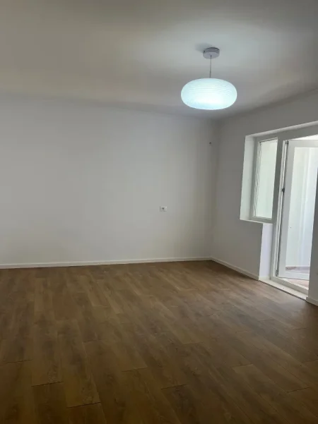 Tirane, shitet apartament 1+1+Ballkon Kati 3, 50 m² 115.000 € (Todi Shkurti)