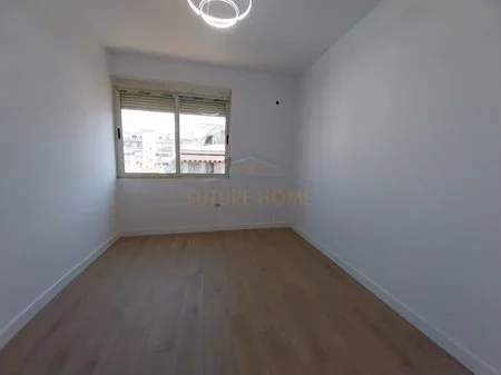 Tirane, shitet apartament 2+1 Kati 4, 85 m² 135.000 € 
