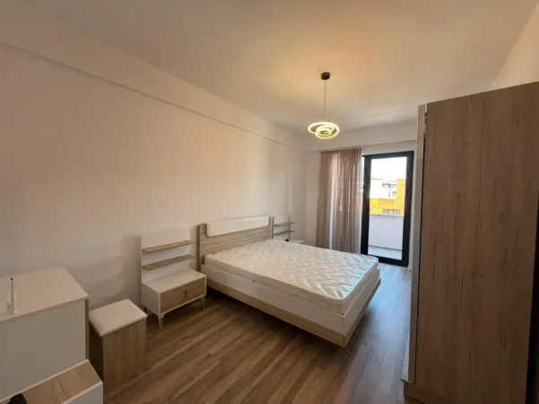 Tirane, jepet me qera apartament 1+1 Kati 6, 