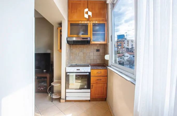 🌟 Shitet : 2+1 në Zemër të Tiranës (📍Sheshi Skëndërbe – Rr. Fortuzi ) 74m² NETO, 🔥179,000€ 🔥 Kati 4 Planimetri Perfekte --