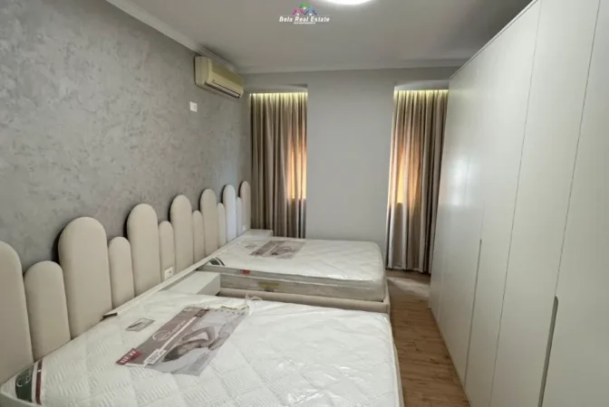 Tirane, jepet me qera apartament 2+1 Kati 2, 110 m² 1.000 € (Rruga Don Bosko)