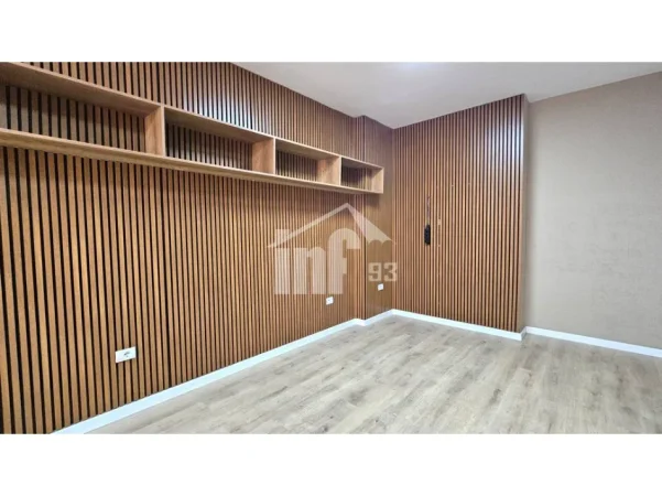 Tirane, jepet me qera zyre Kati 6, 126 m² 1.300 € (NË RRUGËN E “KOSOVARËVE”)