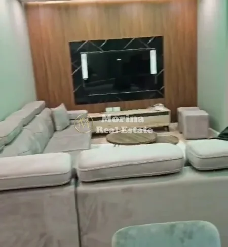 Tirane, jepet me qera apartament 2+1 Kati 4, 100 m² 800 € (Tregu Elektrik)