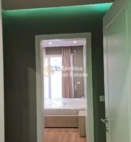 Tirane, jepet me qera apartament 2+1 Kati 4, 100 m² 800 € (Tregu Elektrik)