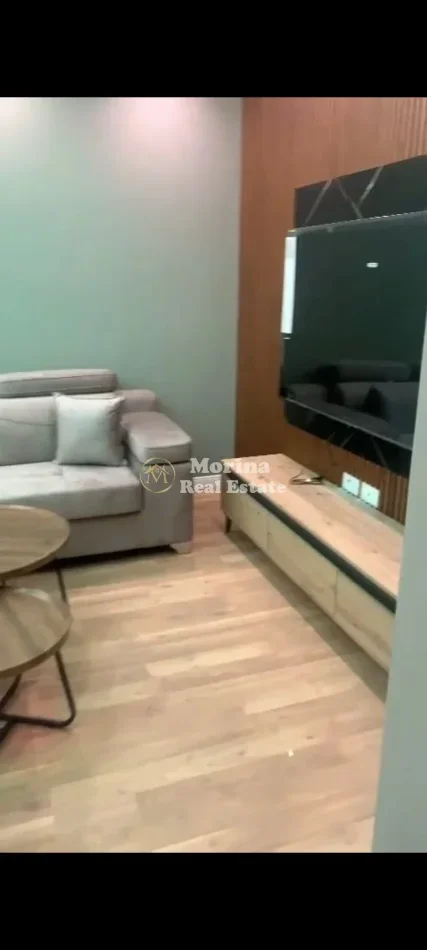 Tirane, jepet me qera apartament 2+1 Kati 4, 100 m² 800 € (Tregu Elektrik)