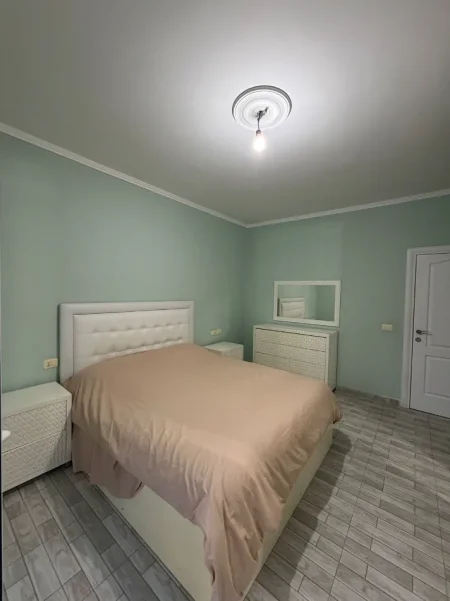 Tirane, jepet me qera apartament 2+1 Kati 5, 110 m² 600 € (astir, unaza e re)