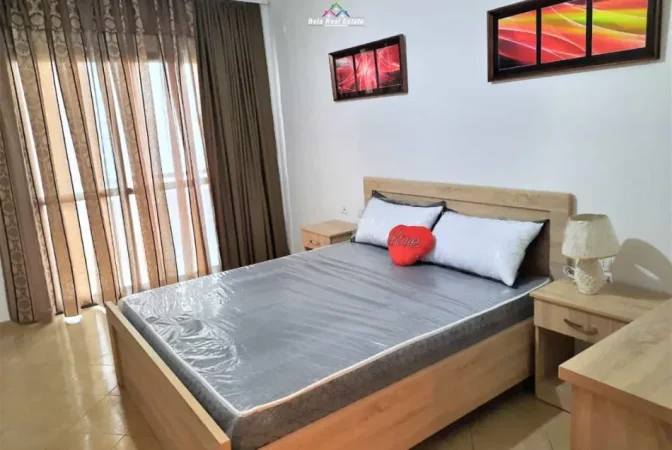 Tirane, shes apartament 1+1 Kati 4, 66 m² 126.000 € (Rruga 5 Maj)