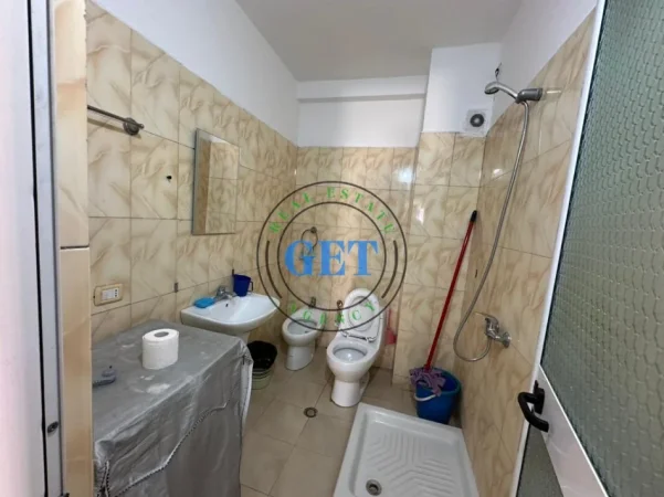 Durres, jepet me qera apartament 2+1+Ballkon Kati 6, 114 m² 500 € (Plazh)