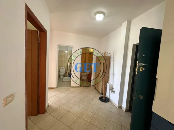 Durres, jepet me qera apartament 2+1+Ballkon Kati 6, 114 m² 500 € (Plazh)