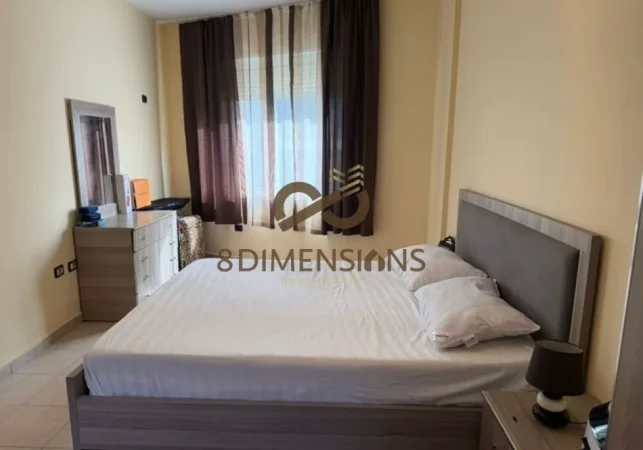 Tirane, jepet me qera apartament 2+1+Ballkon Kati 5, 96 m² 550 € (liqeni i thate)