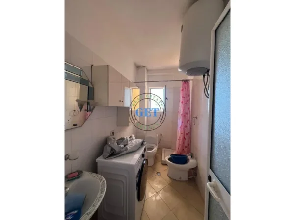 Durres, jepet me qera apartament 1+1 Kati 4, 65 m² 500 € (Plazh)