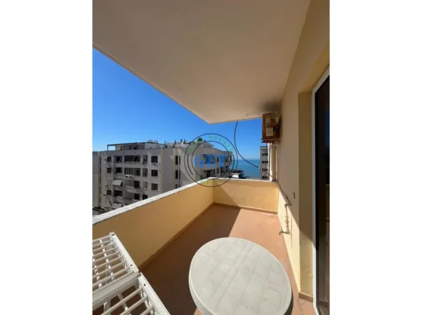 Durres, jepet me qera apartament 1+1 Kati 4, 65 m² 500 € (Plazh)