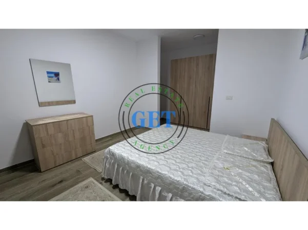 Durres, jepet me qera apartament 2+1 Kati 2, 83 m² 400 € (Stacioni i Trenit)