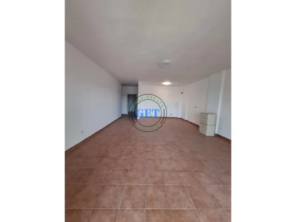 Durres, shitet apartament 2+1 Kati 9, 100 m² 85.000 € (pranë Shkollës “Bajram Curri)