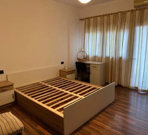 Tirane, jepet me qera apartament 2+1 Kati 7, 102 m² 850 € (Rruga e Elbasanit)