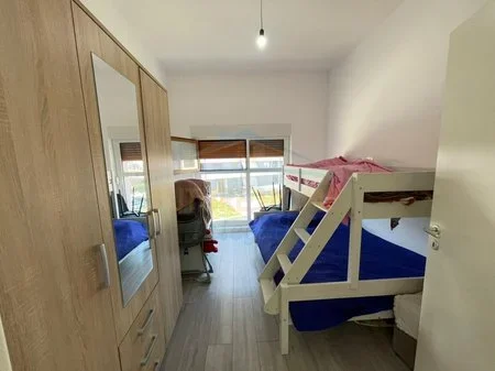 Tirane, shitet apartament 2+1 Kati 3, 155.000 € 