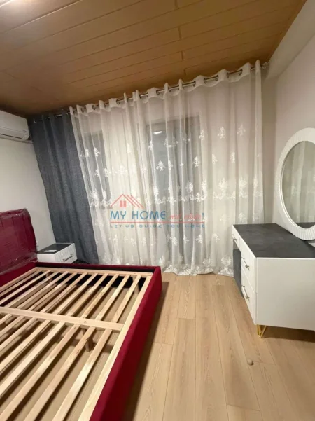 Tirane, jepet me qera apartament 1+1+Ballkon Kati 2, 55 m² 550 € (Rruga e Kavajes)