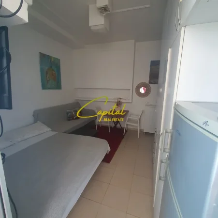 Tirane, jepet me qera apartament 1+1 Kati 1, 36 m² 300 € (FRESKU)