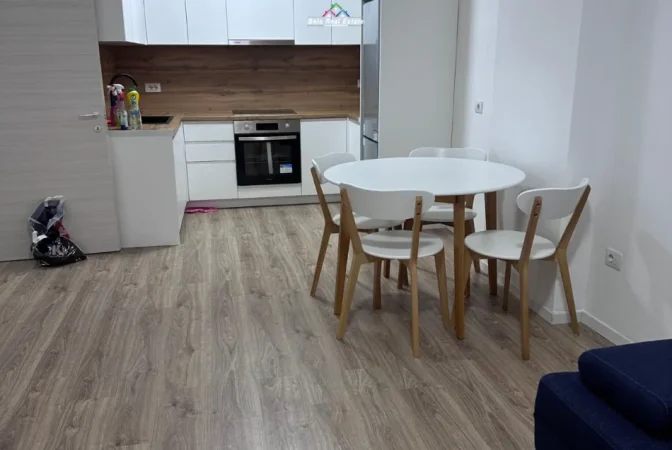 Tirane, jepet me qera apartament 1+1 Kati 1, 70 m² 600 € (Rruga Dritan hoxha)