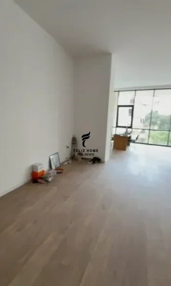 Tirane, jepet me qera zyre Kati 2, 127 m² 1.900 € (MINE PEZA)