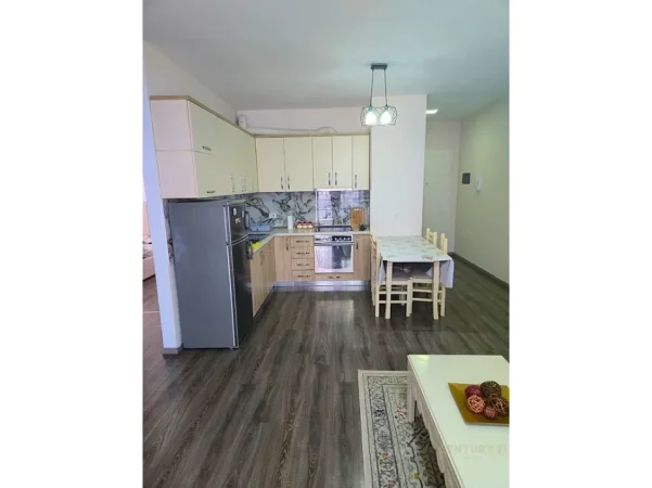 Tirane, jepet me qera apartament 2+1 Kati 3, 94 m² 750 € (don bosko)