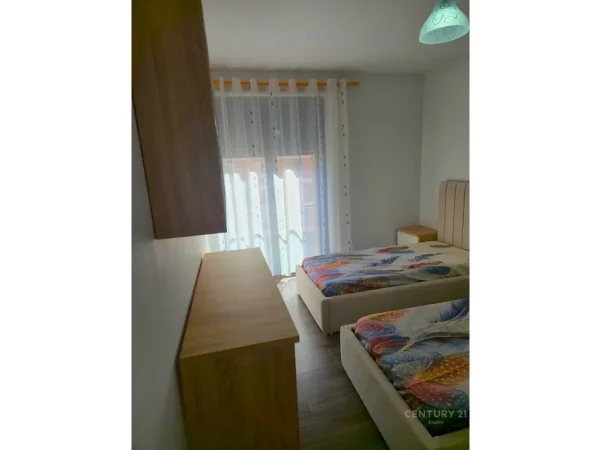 Tirane, jepet me qera apartament 2+1 Kati 3, 94 m² 750 € (don bosko)