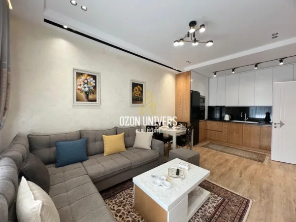 Tirane, jepet me qera apartament 1+1+Ballkon Kati 2, 70 m² 65,000 ALL (Kompleksi Kontakt, 21 Djetori)