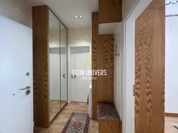 Tirane, jepet me qera apartament 1+1+Ballkon Kati 2, 70 m² 65,000 ALL (Kompleksi Kontakt, 21 Djetori)