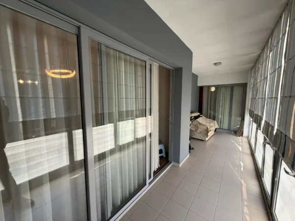 Tirane, jepet me qera apartament 2+1+Ballkon Kati 2, 650 €