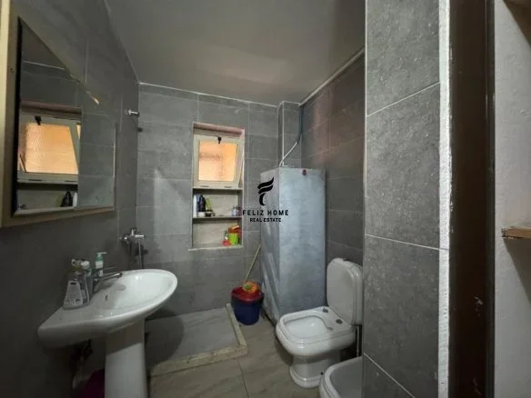 Tirane, jepet me qera apartament 1+1 Kati 5, 70 m² 500 € (STADIUMI DINAMO)