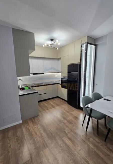 Tirane, jepet me qera apartament 1+1 Kati 6, 82 m² 680 € (Rrugën Dritan Hoxha)