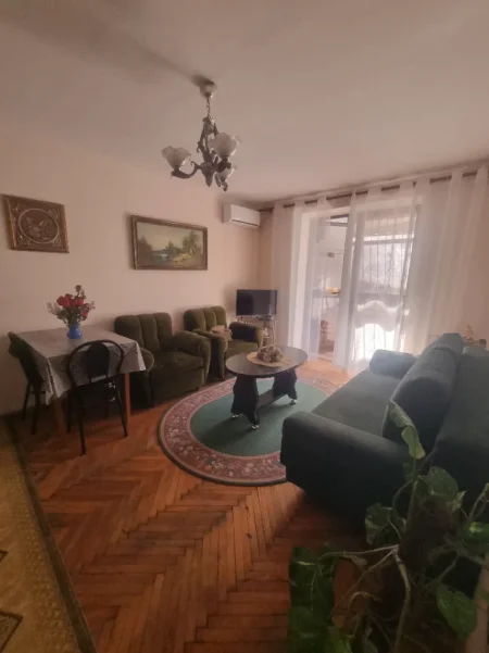 Apartament 1+1 prane ish Atsh 45,000 Lek