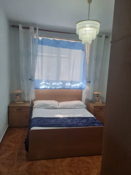 Apartament 1+1 prane ish Atsh 45,000 Lek