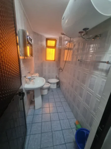 Apartament 1+1 prane ish Atsh 45,000 Lek