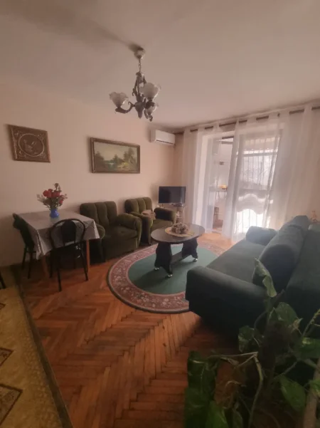 Apartament 1+1 prane ish Atsh 45,000 Lek