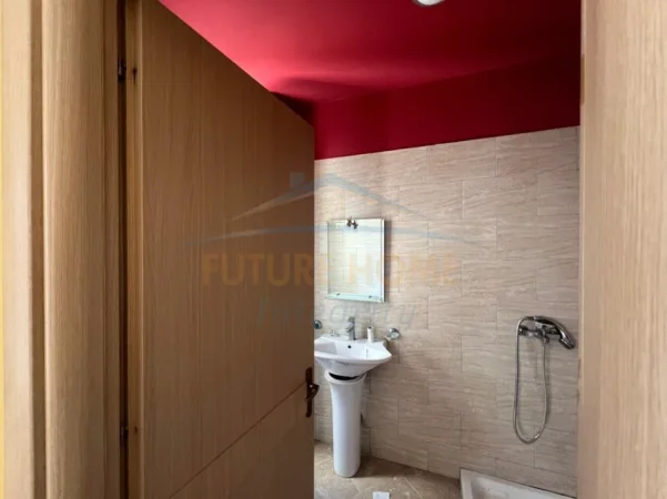 Tirane, jepet me qera apartament 2+1+Ballkon Kati 1, 91 m² 570 € (Rruga Idriz Dollaku, Ali Demi)