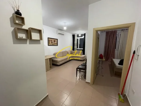 Tirane, jepet me qera apartament 1+1 Kati 7, 55 m² 420 € (ASTIR)