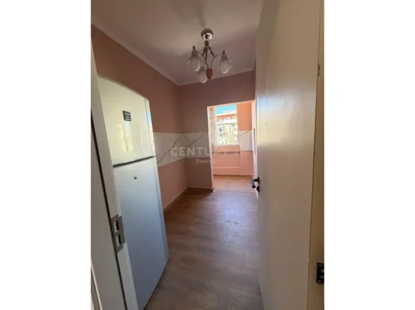 Tirane, shitet apartament 2+1 Kati 4, 80 m² 147.000 € (Irfan Tomini)