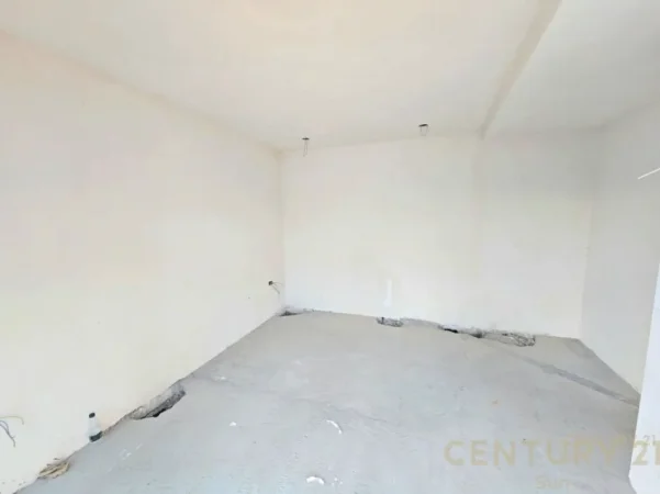 Tirane, shitet apartament duplex Dublex Kati 7, 238 m² 295.000 € (farmacia 10)