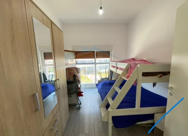 Tirane, shitet apartament 2+1+Ballkon Kati 3, 99 m² 155.000 € (Ali Demi, Kompleksi Mangalem 21)