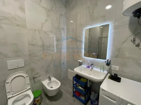 Tirane, shes apartament 2+1+Ballkon Kati 3, 97 m² 155.000 € 
