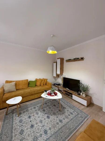 Tirane, shitet apartament 1+1+Ballkon Kati 2, 62 m² 150.000 € (Prane shkolles se Baletit)